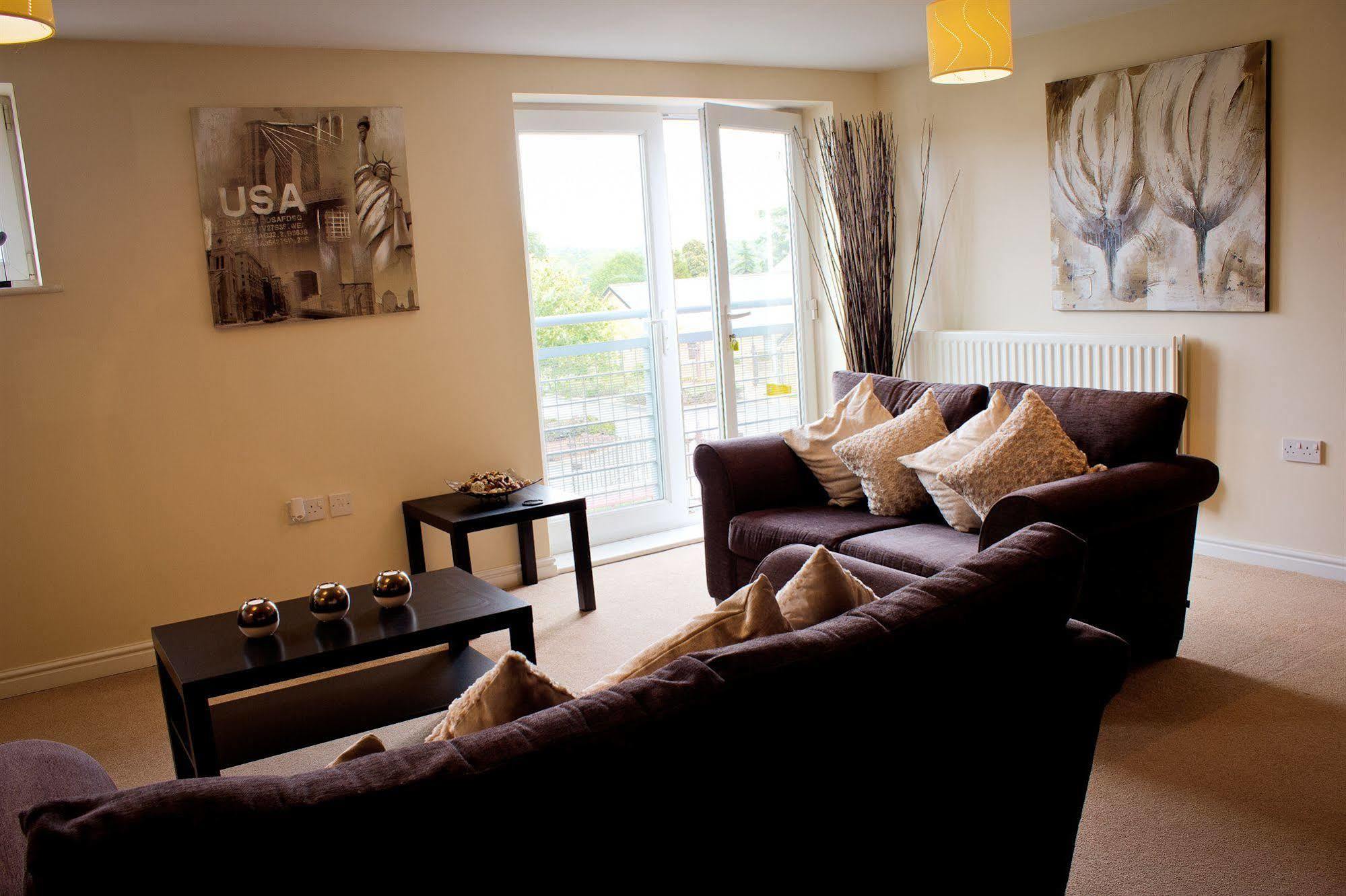 The Lindley Suite - Simple2Let Serviced Apartments Huddersfield Exterior foto